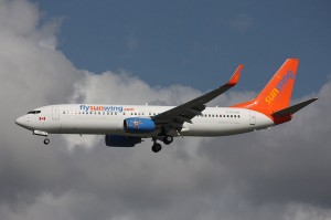 800px-Sunwing-B737-C-FLSW-2008-10-05-YVR