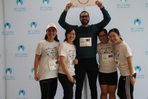 Left: The Wall Centre's 48-storey stairwell is the challenge to Climb the Wall and help raise funds for BC Lung Foundation.
Right: Enthusiasm and purpose drive Team YVR's commitment to raising awareness and funds for the BC Lung Foundation.